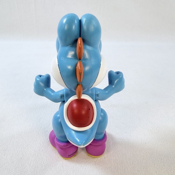 Jakks Pacific World of Nintendo 4.5" BLUE YOSHI Action Figure Super Mario - Picture 4 of 7